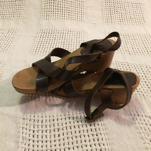 J.Crew Leather Ankle Strap Wooden Clog Wedges 6 - Picture 5 of 8